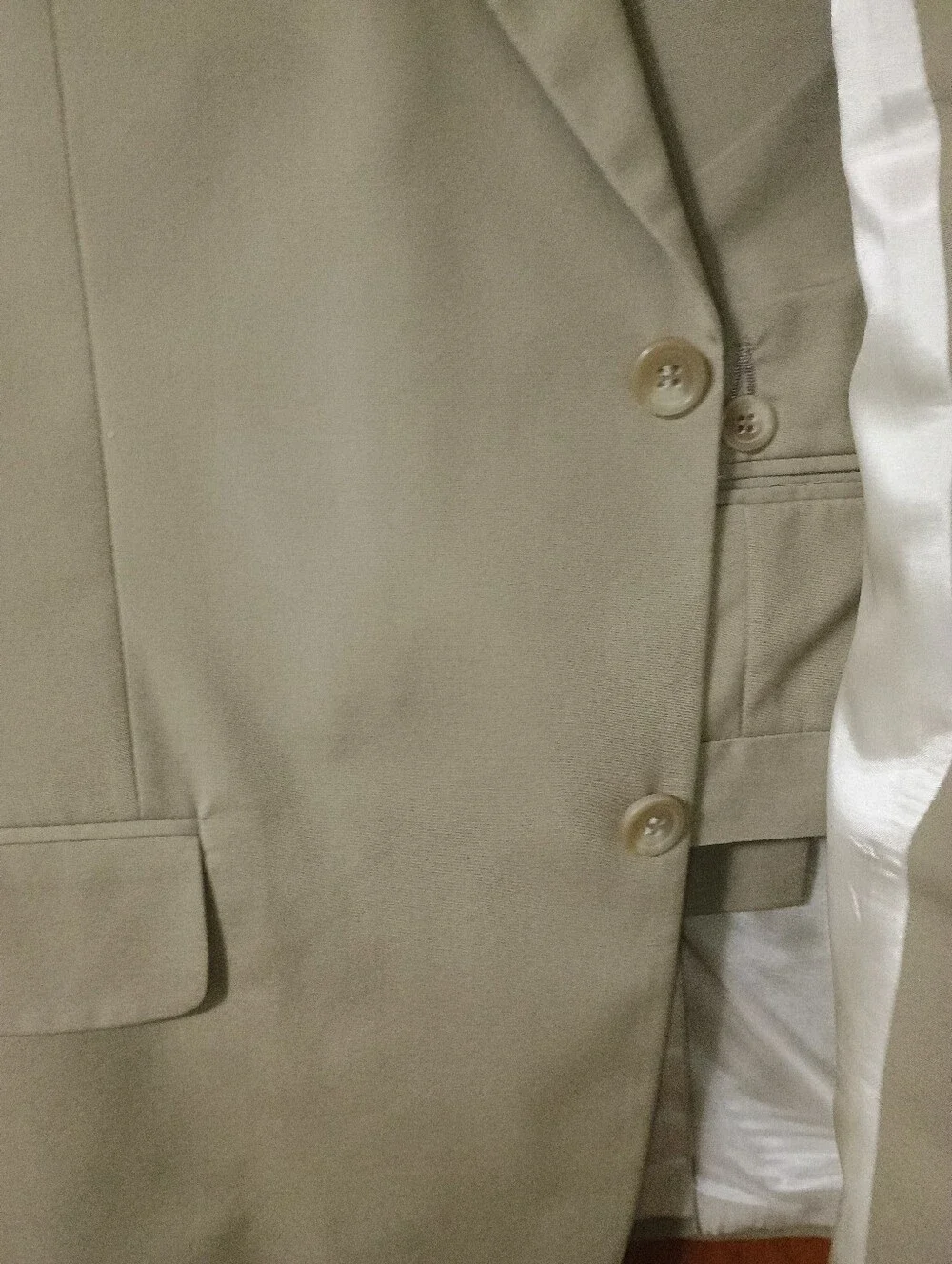 Tom Rich Classic Men's Light Beige Suit 44R Blazer 38R Pants Measurements in pic